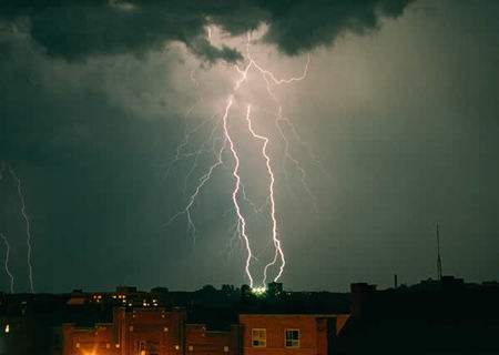 電子地磅秤怎么預(yù)防雷擊？介紹地磅秤雷電防護(hù)原理及具體措施